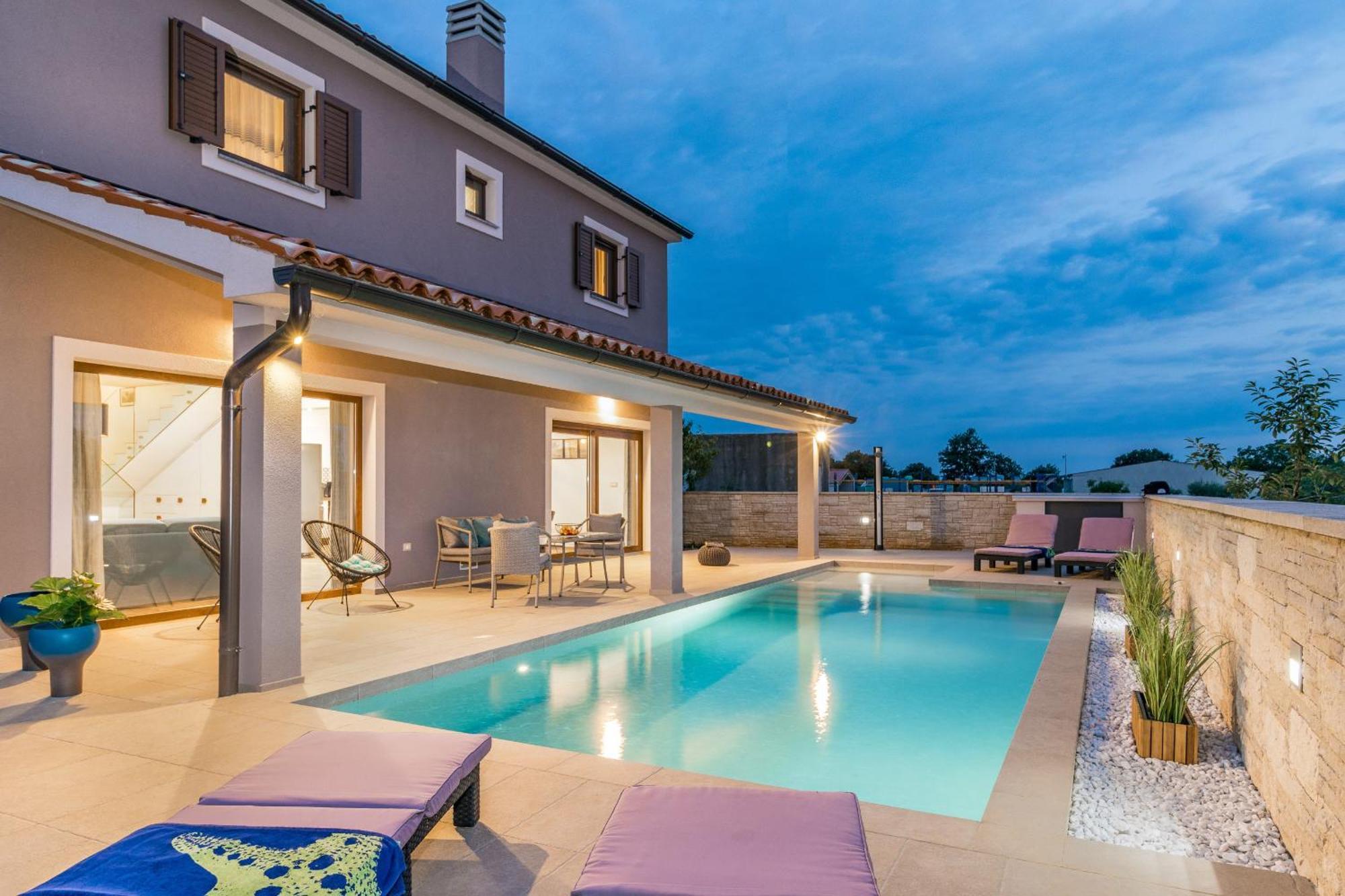 Villa Roma Near Pula For 6 People With Private Pool Jadreški Eksteriør billede