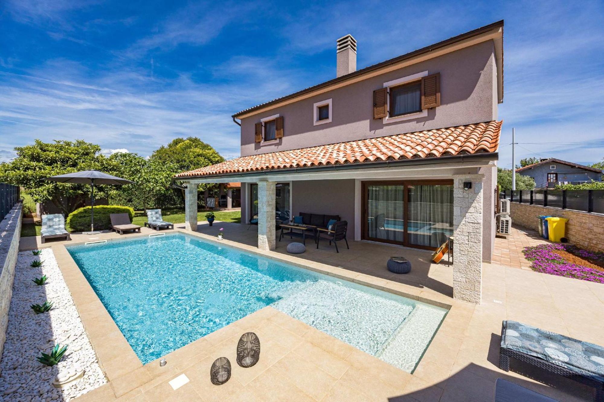 Villa Roma Near Pula For 6 People With Private Pool Jadreški Eksteriør billede