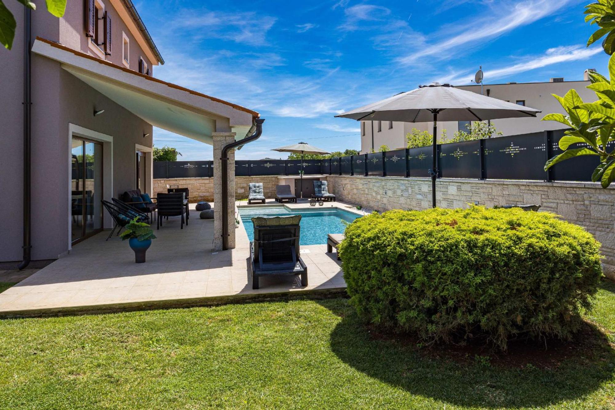 Villa Roma Near Pula For 6 People With Private Pool Jadreški Eksteriør billede