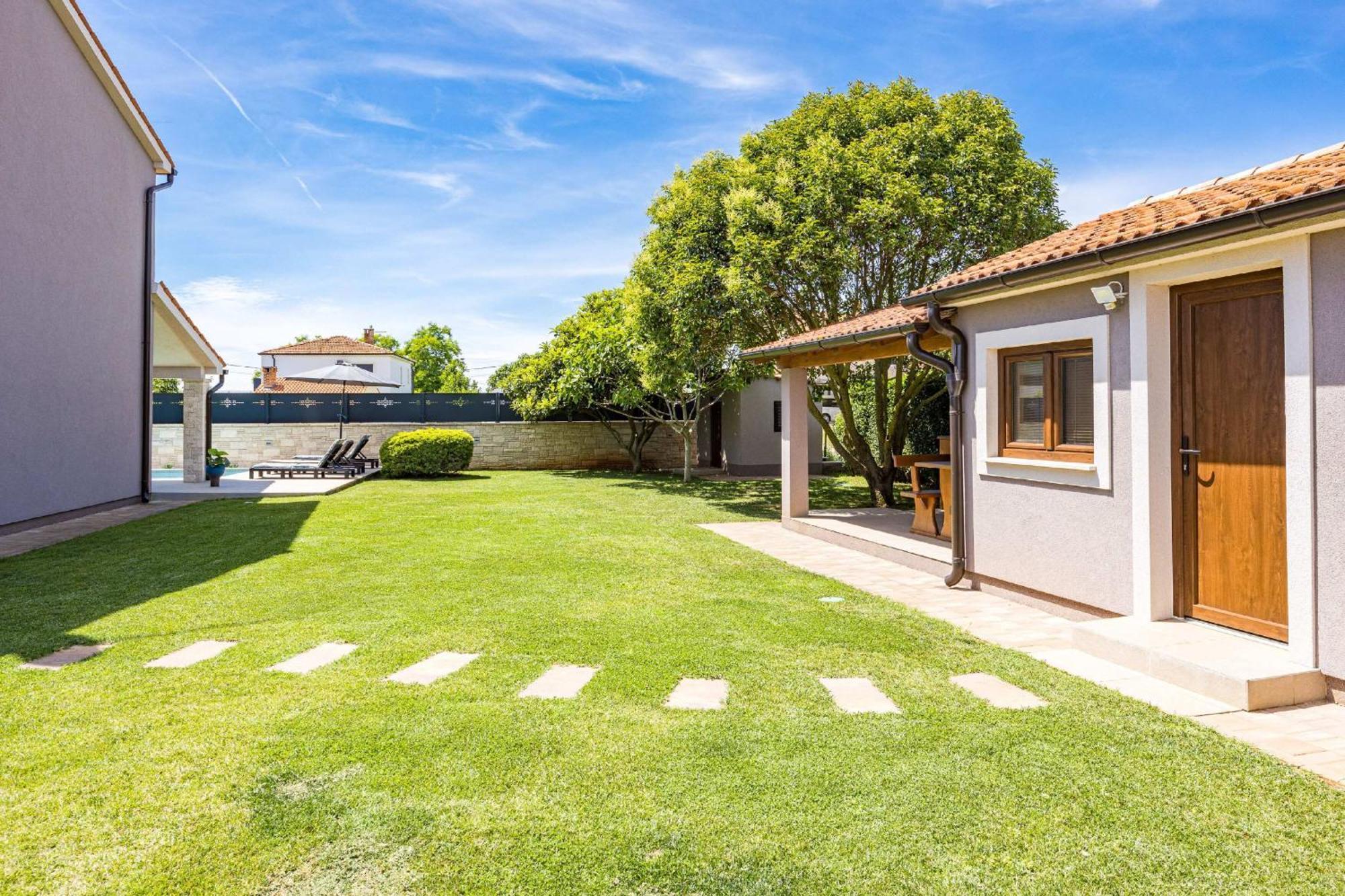 Villa Roma Near Pula For 6 People With Private Pool Jadreški Eksteriør billede